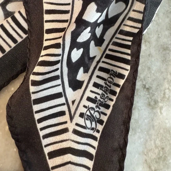 Brighton Fashionista Open Hearts Purse Scarf Fob - Picture 2 of 3